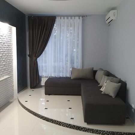 Apartment On Tytova 8 Dnipro Ngoại thất bức ảnh