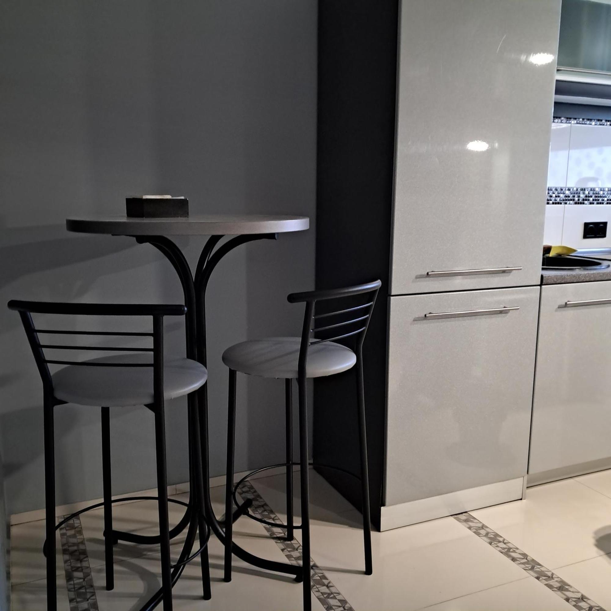 Apartment On Tytova 8 Dnipro Ngoại thất bức ảnh